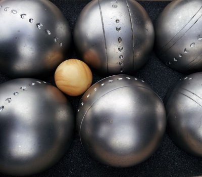 boule de pétanque