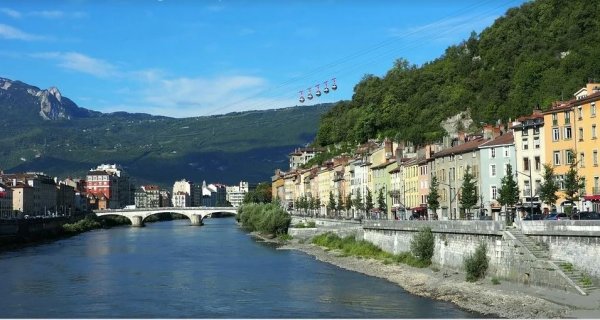 Rachat de crédits à Grenoble