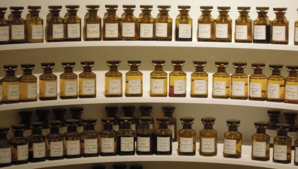 Grasse parfums, rachat crédits