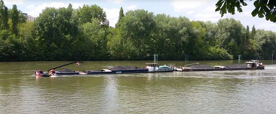 péniche charbon st Just st Rambert
